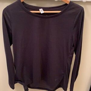 **final price**Under Armour tee